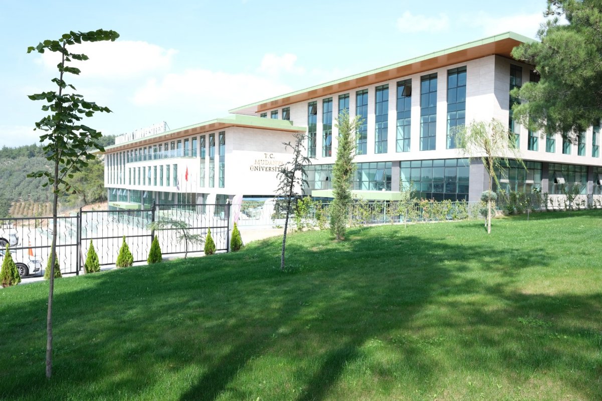 Kampus turlari